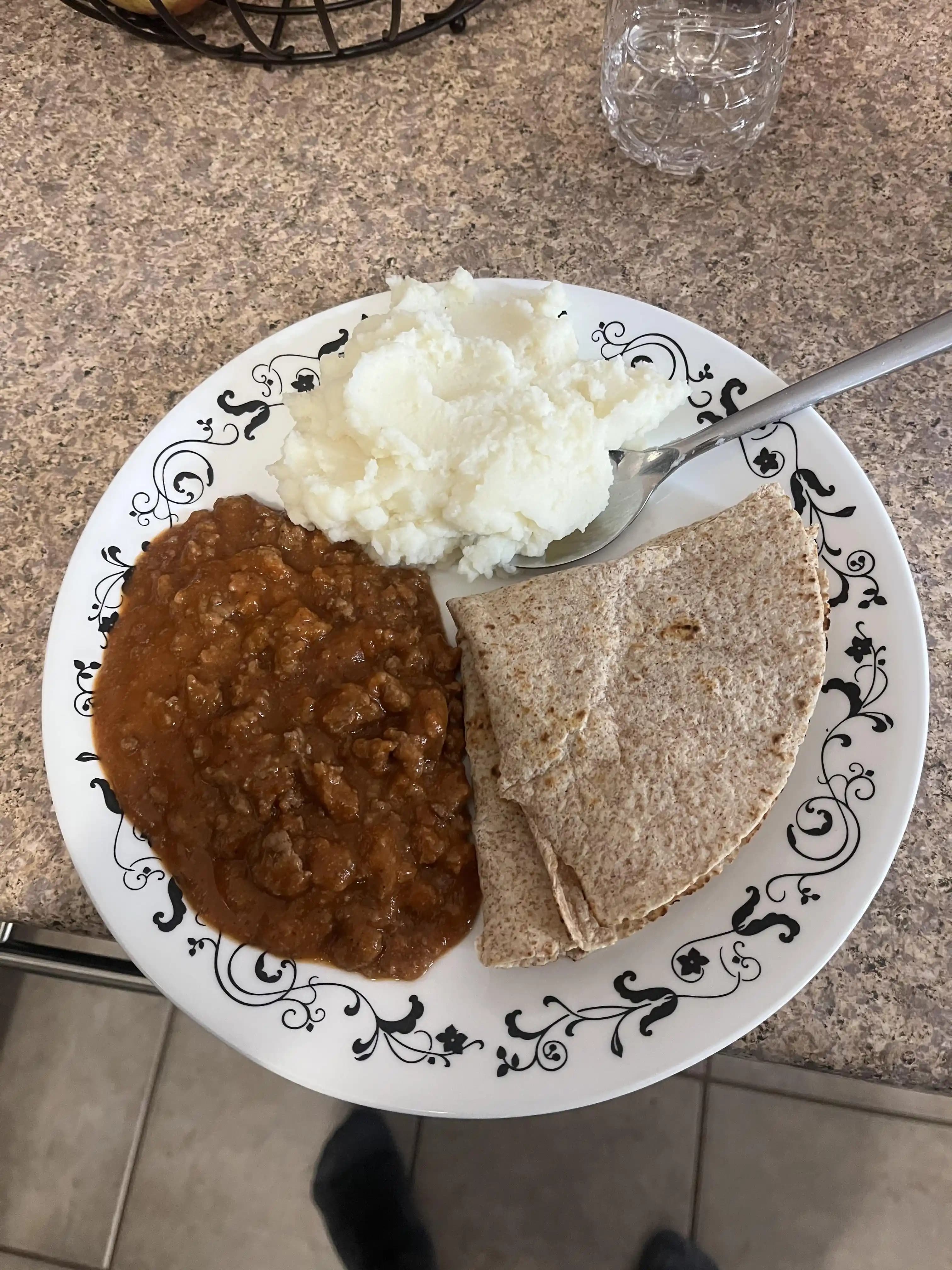 Çocukluk Anılarında Kıyma ve Soslu Et: Pratik ve Lezzetli Tarifin Detayları