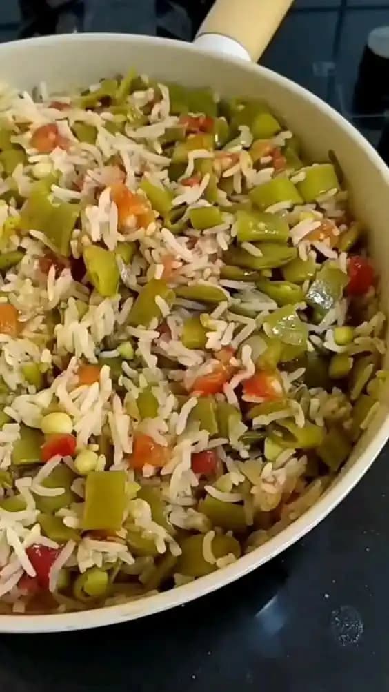 Düşük Bütçeyle Pratik ve Besleyici Yemek Hazırlama Yöntemleri ve İpuçları