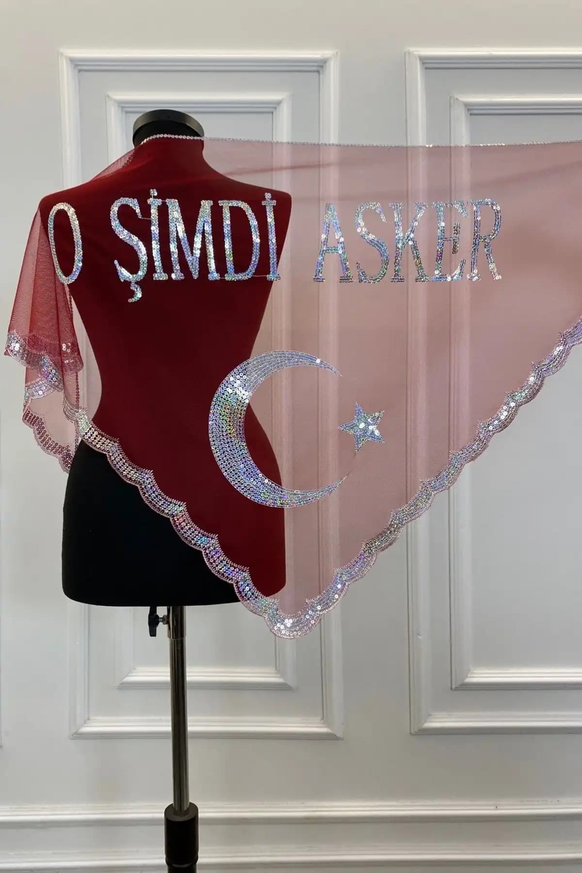 Düğün ve Özel Günler İçin Damat Omuz Örtüleri Karşılaştırması