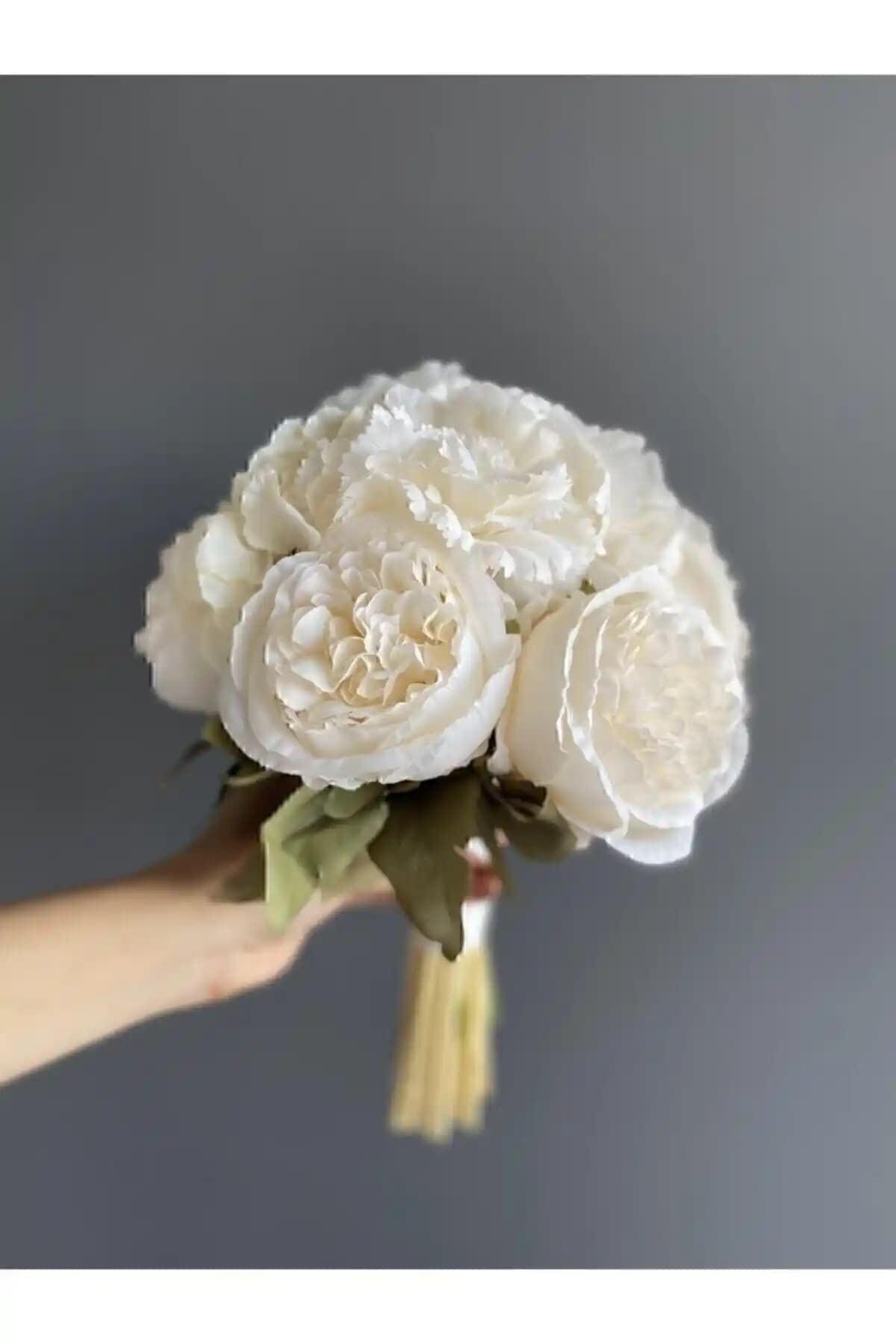 Florbar ve Süslü Sanat Gelin Çiçekleri Karşılaştırması: Hangi Ürün Daha Uygun