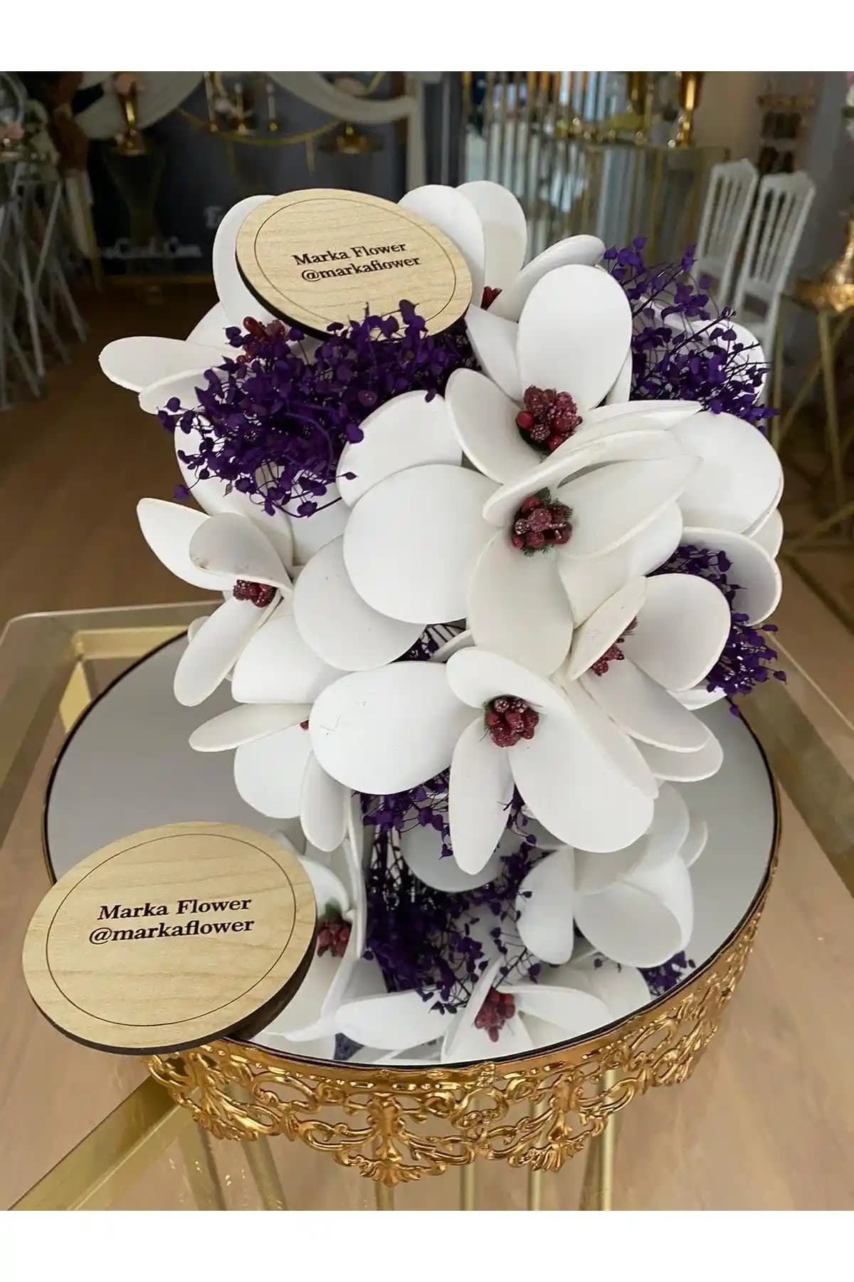 Kelebek Çiçekçilik Hobi Manolya Gelin Buketi: Uzun Ömürlü ve Şık Düğün Aksesuarı