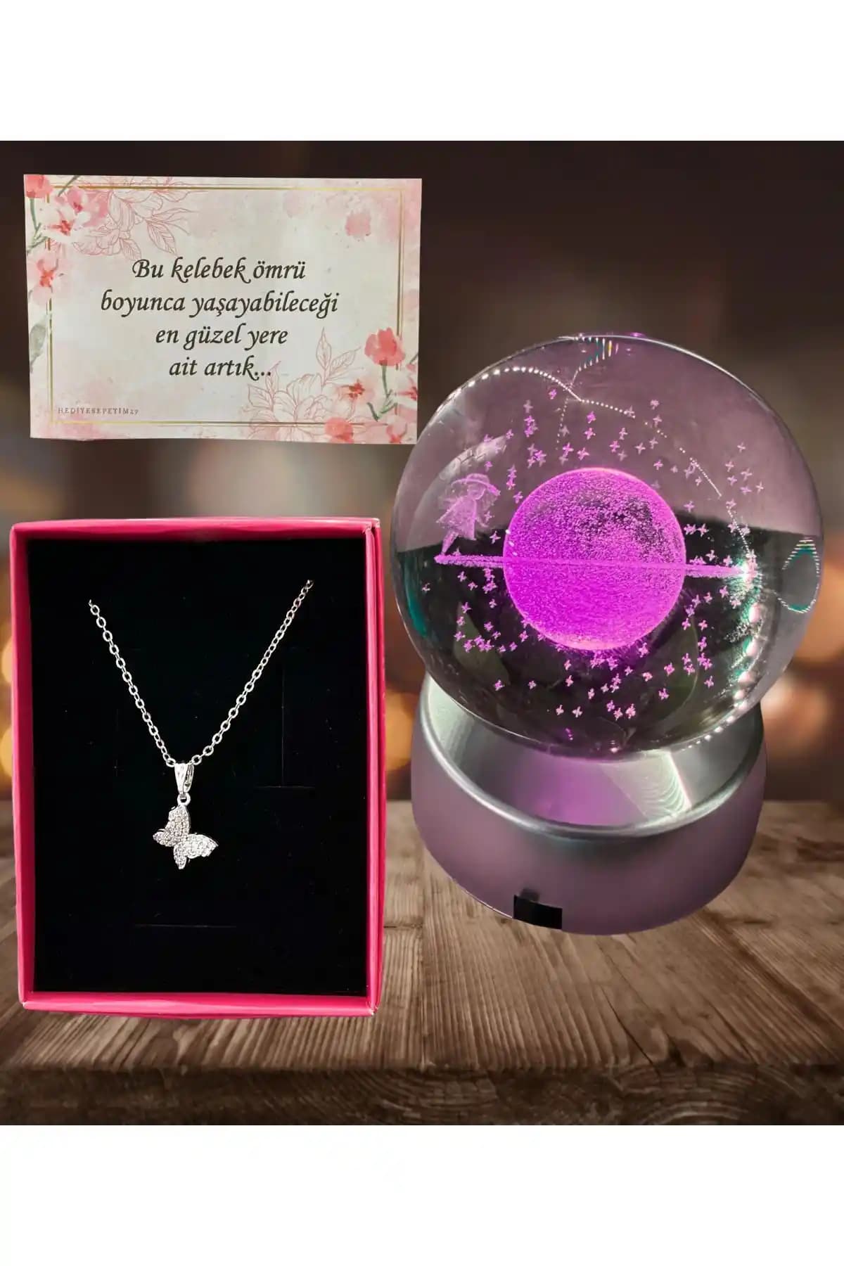 Renk Değiştiren LED Kristal Küre ile Dekorasyon ve Atmosfer Yaratma