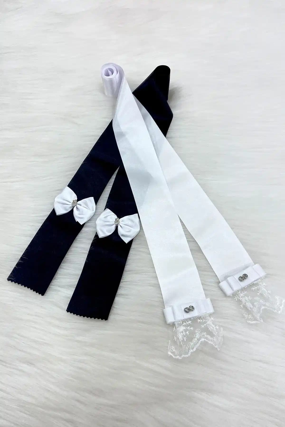 ZEYMERADE Siyah Beyaz Düğün ve Nikah Takı Kurdelesi Şıklık ve Zarafetin Simgesi