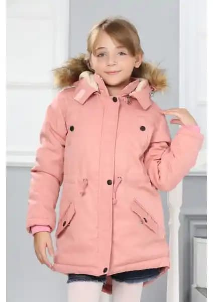 Kız Çocukları İçin Kış Montları Karşılaştırması: Asortix ve Lela Modelleri