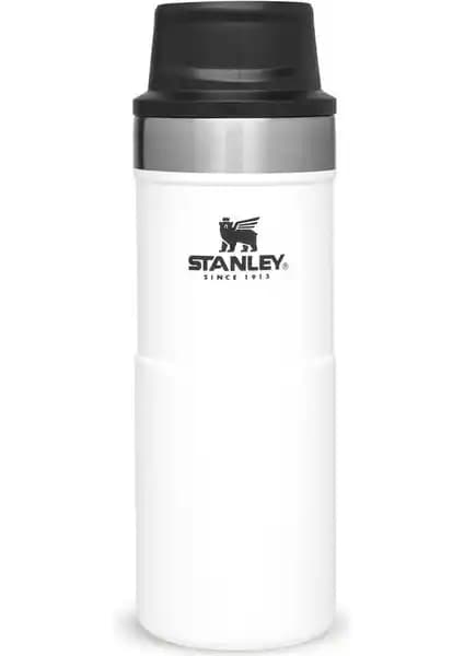 Stanley Marka Termos Karşılaştırması: 0,35 L Beyaz ve 0,47 L Lacivert Modelleri