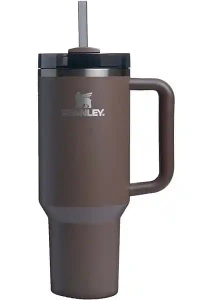 Stanley Termos Karşılaştırması: 1,18 Lt Pipetli ve 1,06 Lt Quick Flip Modelleri