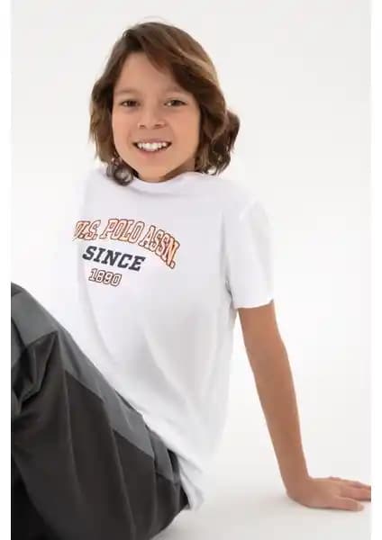 U.S. Polo Assn. Erkek Çocuk Tişörtleri Karşılaştırması Beyaz ve Kobalt Modelleri