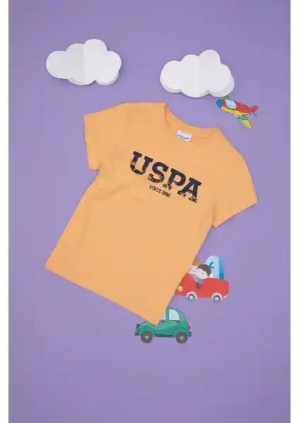 U.S. Polo Assn. Erkek Çocuk Tişörtleri Karşılaştırması: Kavun ve Su Yeşili Modelleri Analizi