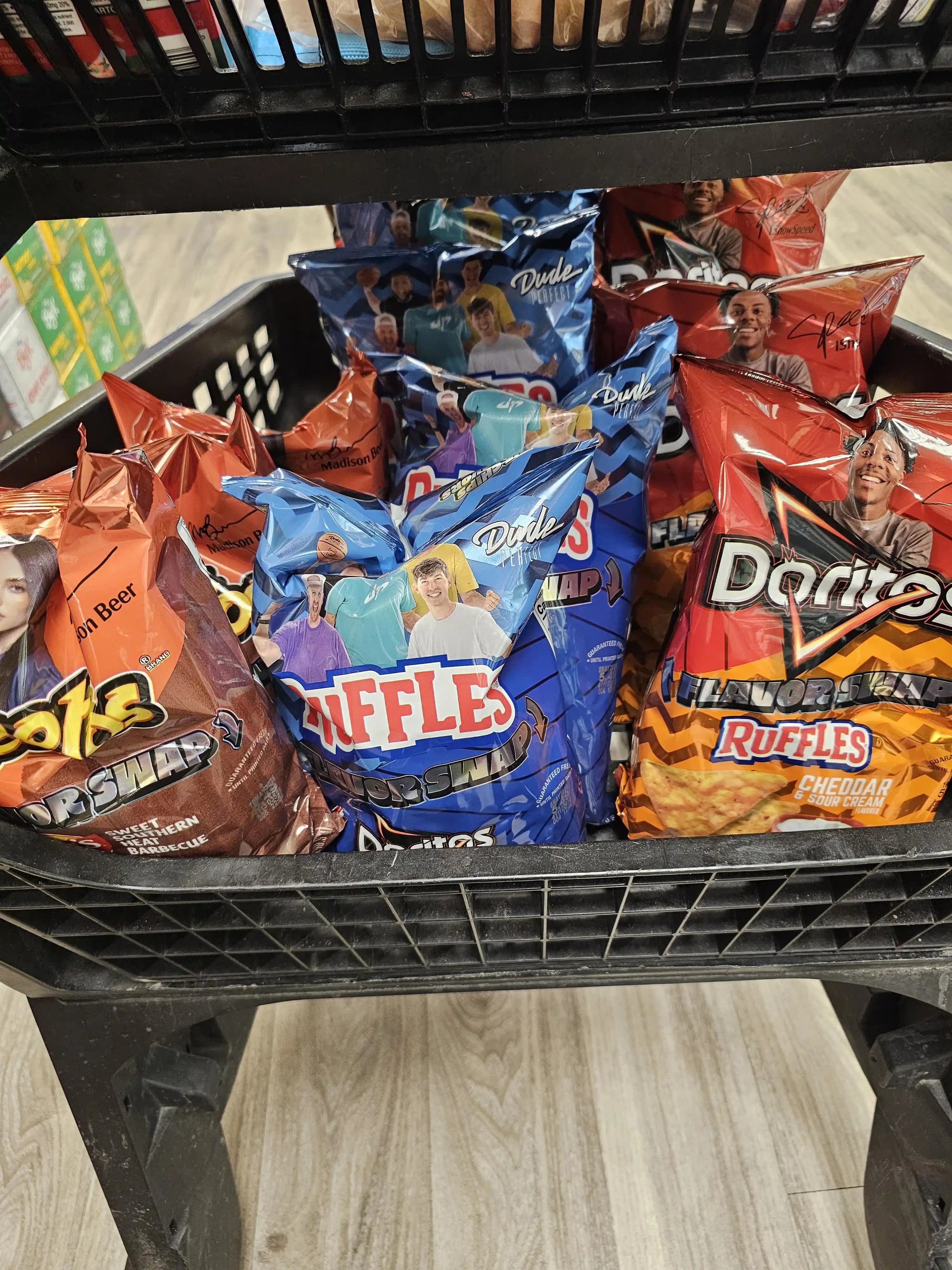 Cheddar Ekşi Krema Aromalı Doritos: Tat, Bulunabilirlik ve Kullanıcı Yorumları Analizi