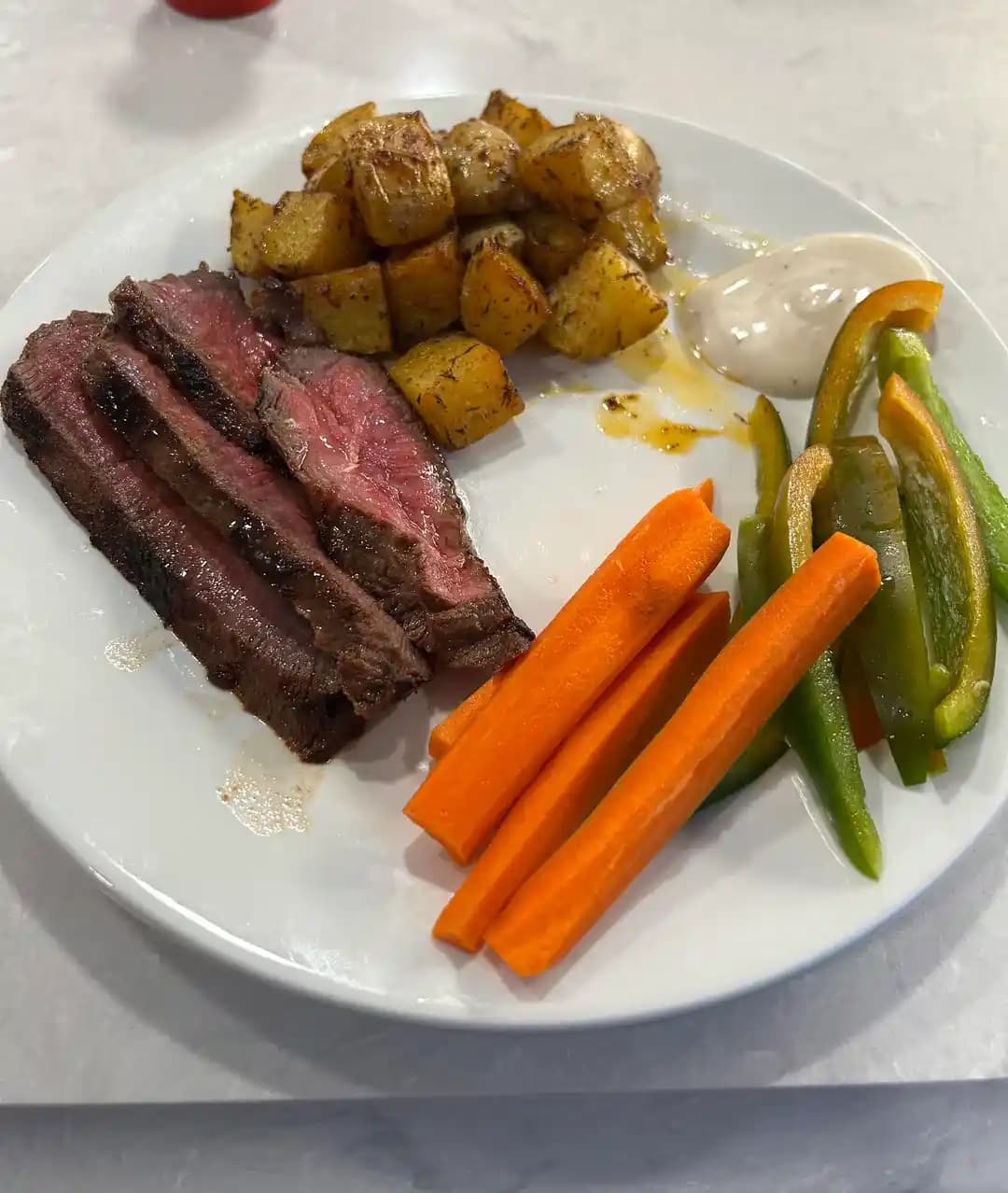 Chuck Roast'tan Flat Iron Steak Yapımı: Ekonomik ve Lezzetli Et Kesim Yöntemi
