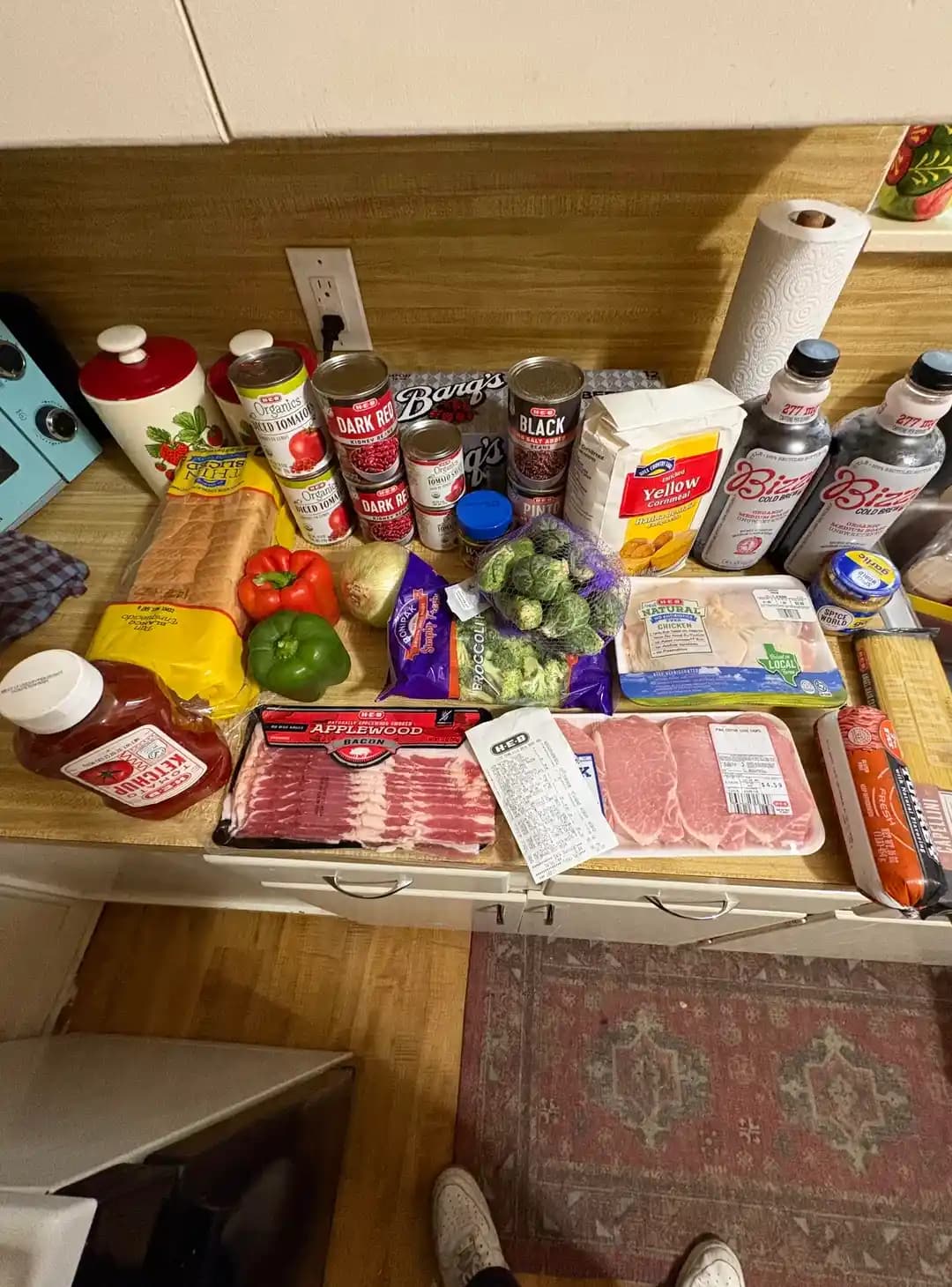 HEB Marketinden 70 Dolar Altında Ekonomik ve Besleyici Alışverişin Detayları