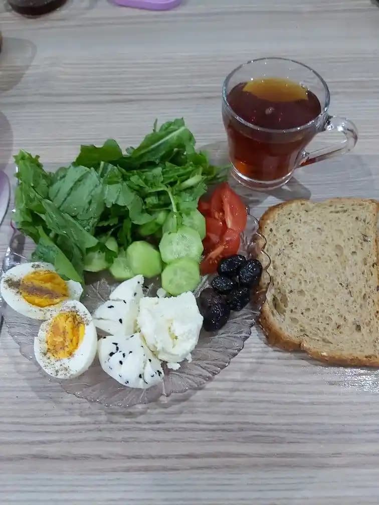 Hızlı ve Pratik Kahvaltı Seçenekleri: Protein Ağırlıklı ve Geleneksel Olmayan Yaklaşımlar