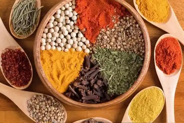 Baharatlarda Hangi Türlere Daha Fazla Yatırım Yapmak Mantıklıdır? Kalite ve Tazelik Rehberi