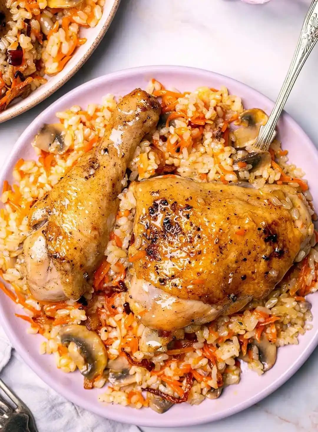 Tavuk ve Pilav Tarifi: Ekonomik, Besleyici ve Lezzetli Yemek Hazırlama Yöntemi