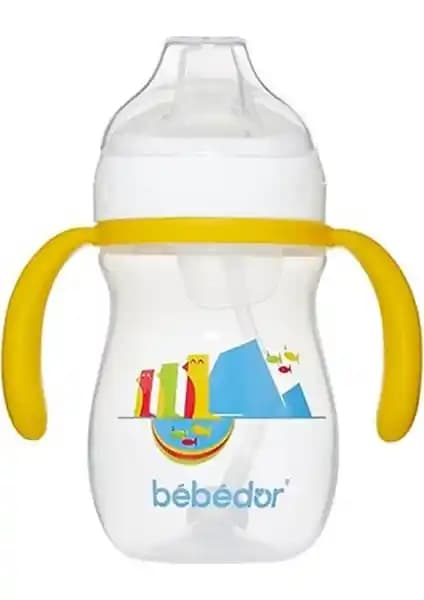 Bebedor ve Munchkin Alıştırma Bardakları Karşılaştırması: Güvenli ve Pratik Kullanım Özellikleri