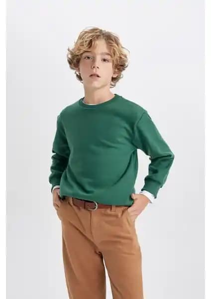 DeFacto Erkek Çocuk Sweatshirtleri Karşılaştırması: Renkli ve Şık Tasarımlar