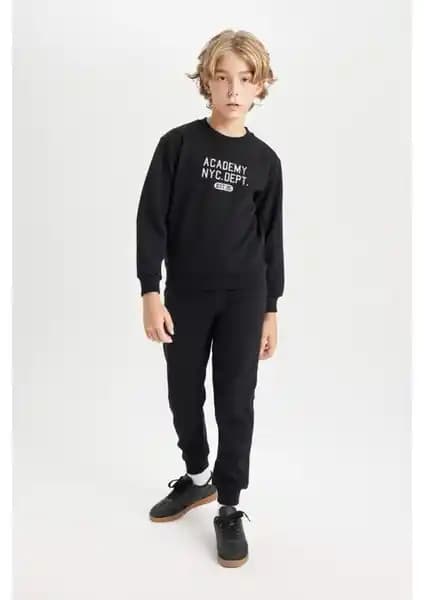 DeFacto Erkek Çocuk Takımları Karşılaştırması: Sweatshirt ve Eşofman Altı Özellikleri