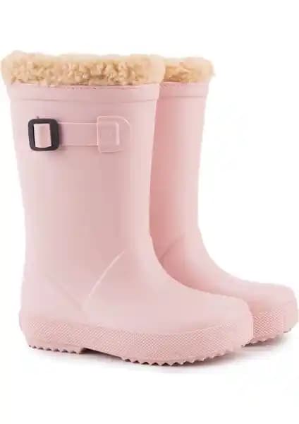 Igor Çocuk Botları ve Yağmur Çizmesi Karşılaştırması: Özellikler ve Kullanım Alanları