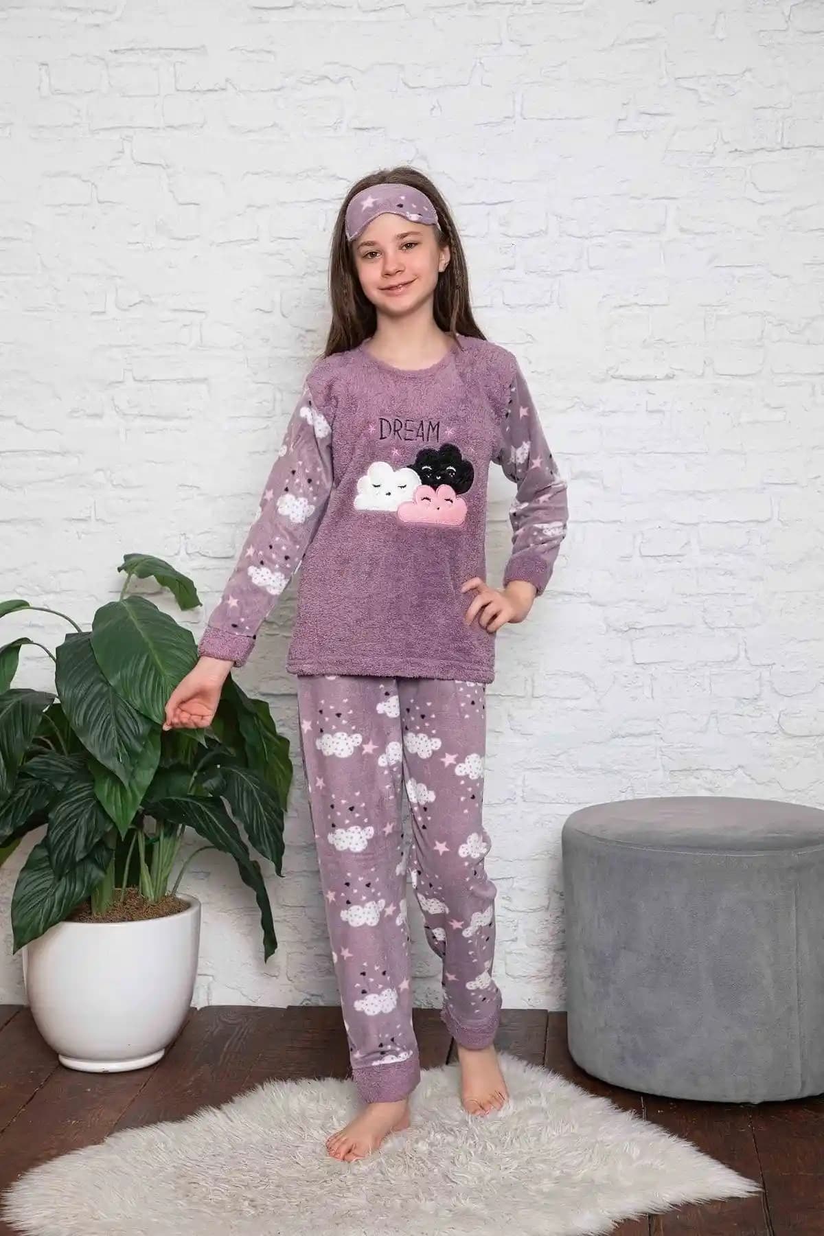 MODAREYA Bulutlu Aplike Nakışlı Polar Kız Çocuk Pijama Takımı Özellikleri ve Kullanım Tavsiyeleri