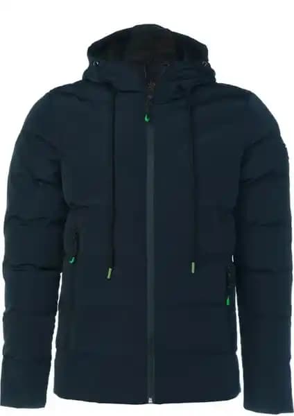 Sivaist Lacivert Erkek Çocuk Montu: Kış İçin Güvenilir ve Şık Seçenekler