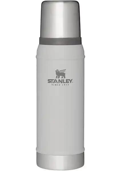 Stanley Termos Karşılaştırması: 0.75 Lt ve 1.5 Qt Modellerinin Özellikleri ve Kullanıcı Yorumları