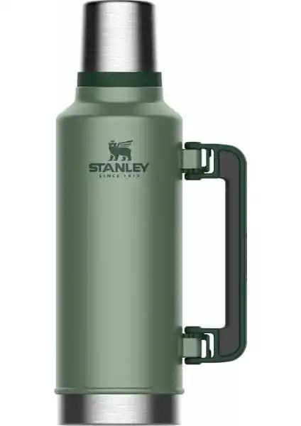 Stanley Termos Karşılaştırması: 1.9L Yeşil ve Pipetli 1.18L Modelleri Analizi