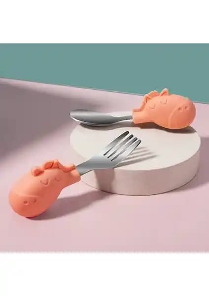 Yongtai ve Babyfeed Bebek Eğitim Kaşığı Setleri Karşılaştırması