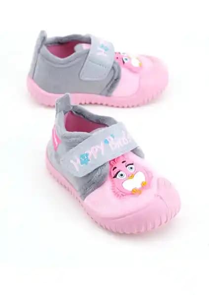 Çocuklar İçin Kışlık Rahat ve Şık Ayakkabı Seçenekleri Analizi