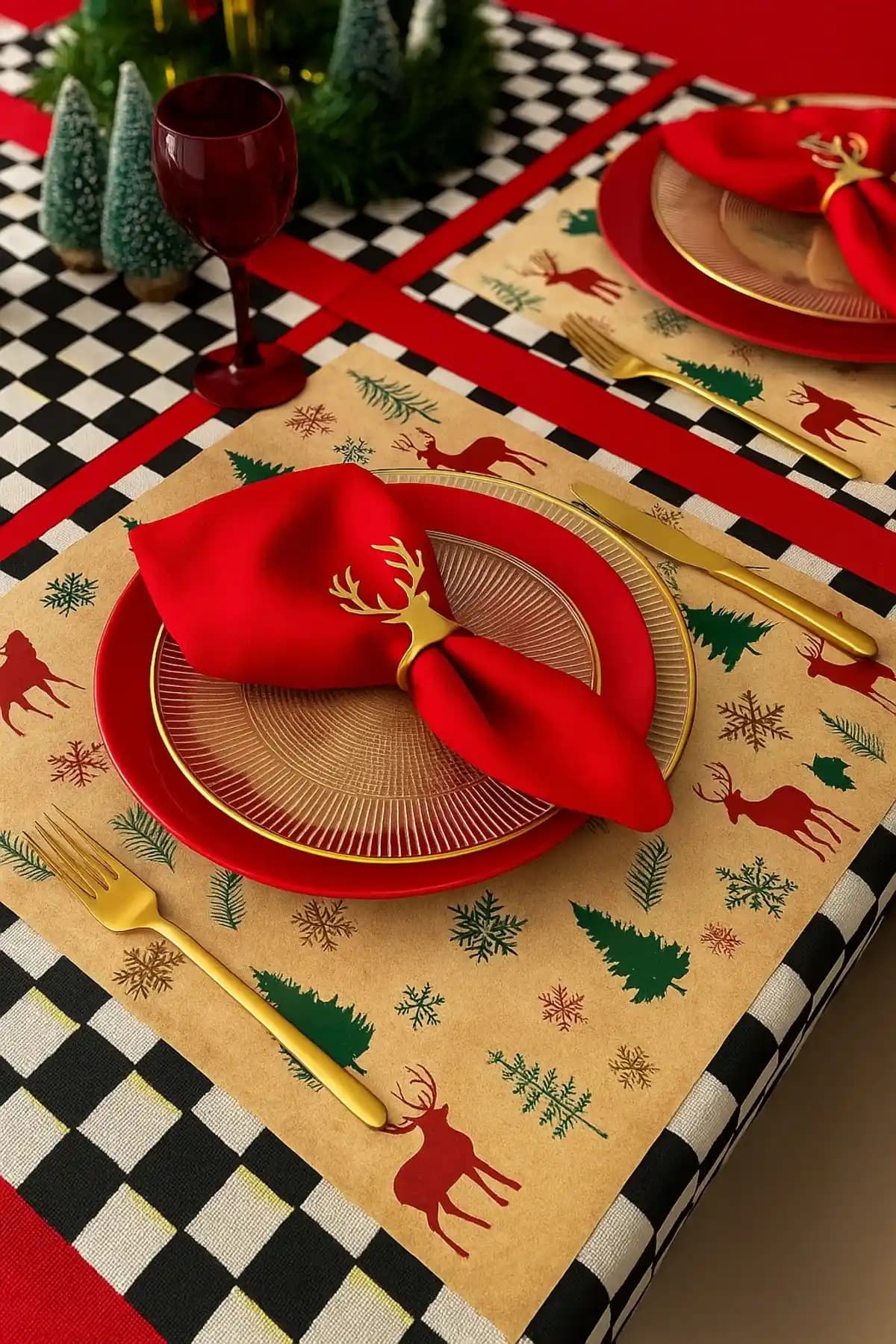 Yılbaşı Dekorasyonu İçin Renkli Masa Sunum Kağıdı Seti 40 Adet