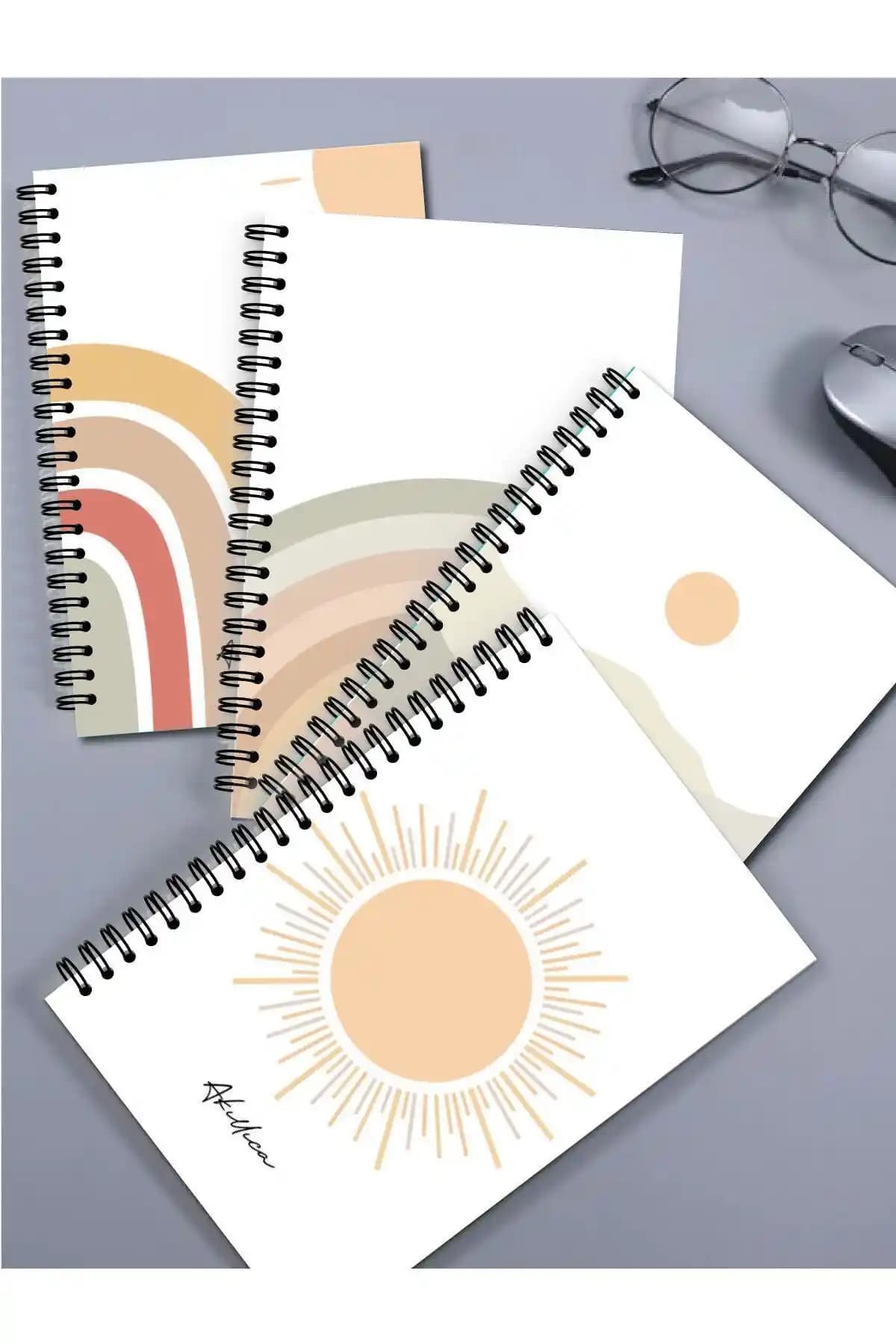 AKILLICA A5 Spiralli 4'lü Çizgisiz Okul Defteri Seti Yaratıcılığı ve İşlevselliği Bir Arada Sunar