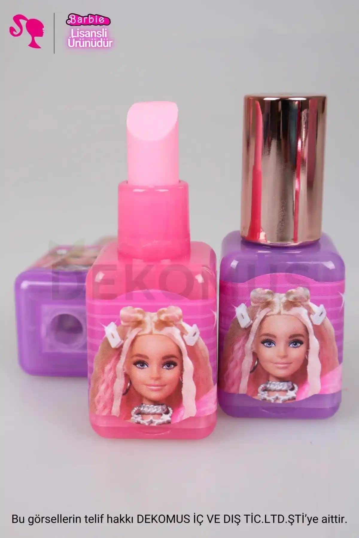 2025'te Barbie Lisanslı Pembe Oje ve Silgili Kalemtraş Setiyle Tanışın