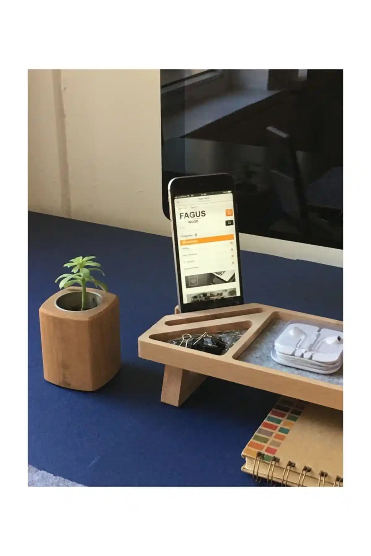 Fagus Ahşap Masa Üstü Kalemlik Organizer ve Şarjlı Telefon Standı