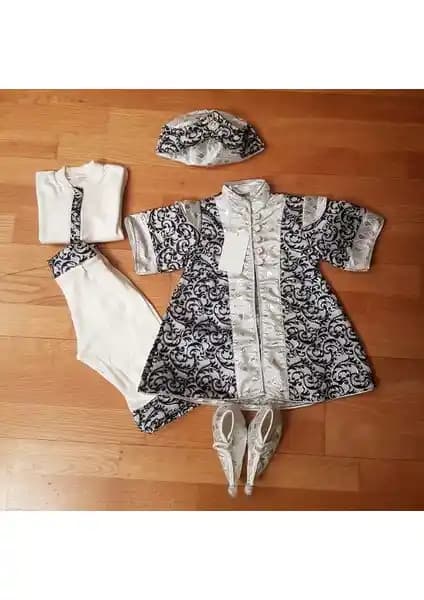 Ponpon Baby Erkek Bebek Şehzade Mevlüt Takımı: Şıklık ve Konforun Buluşması
