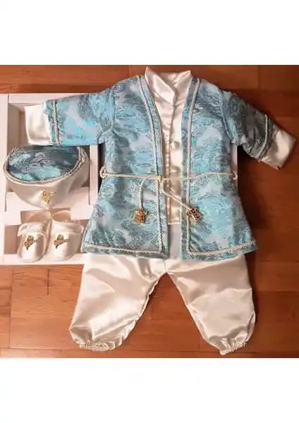 Ponpon Baby Osmanlı Şehzade Bebek Takımı: Geleneksel ve Konforlu Tasarım