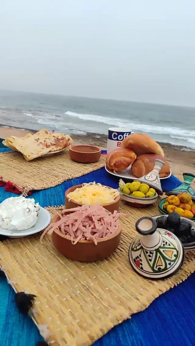 12 Doların Altında Otantik Fas Kahvaltısı ve Sahilde Piknik Deneyimi