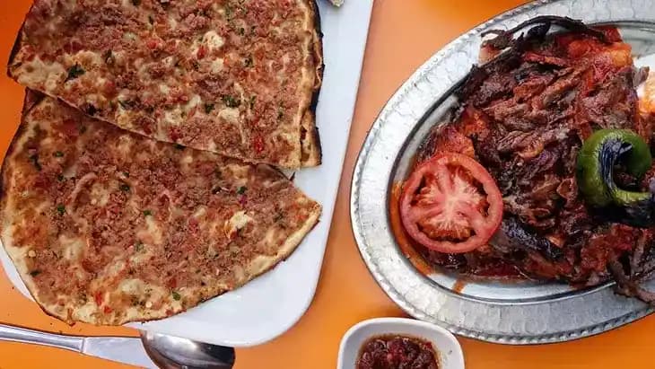 Evde Yemek Yapmanın Tasarruf ve Sağlık Açısından Avantajları: Planlama ve Market Seçimi