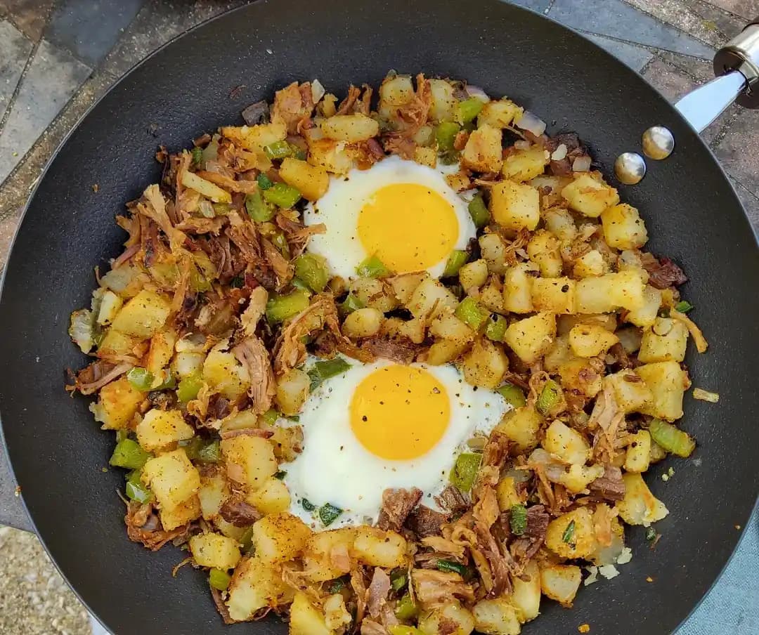 Russet Patates ve Artan Brisket ile Pratik Patates Hash Hazırlama Yöntemleri