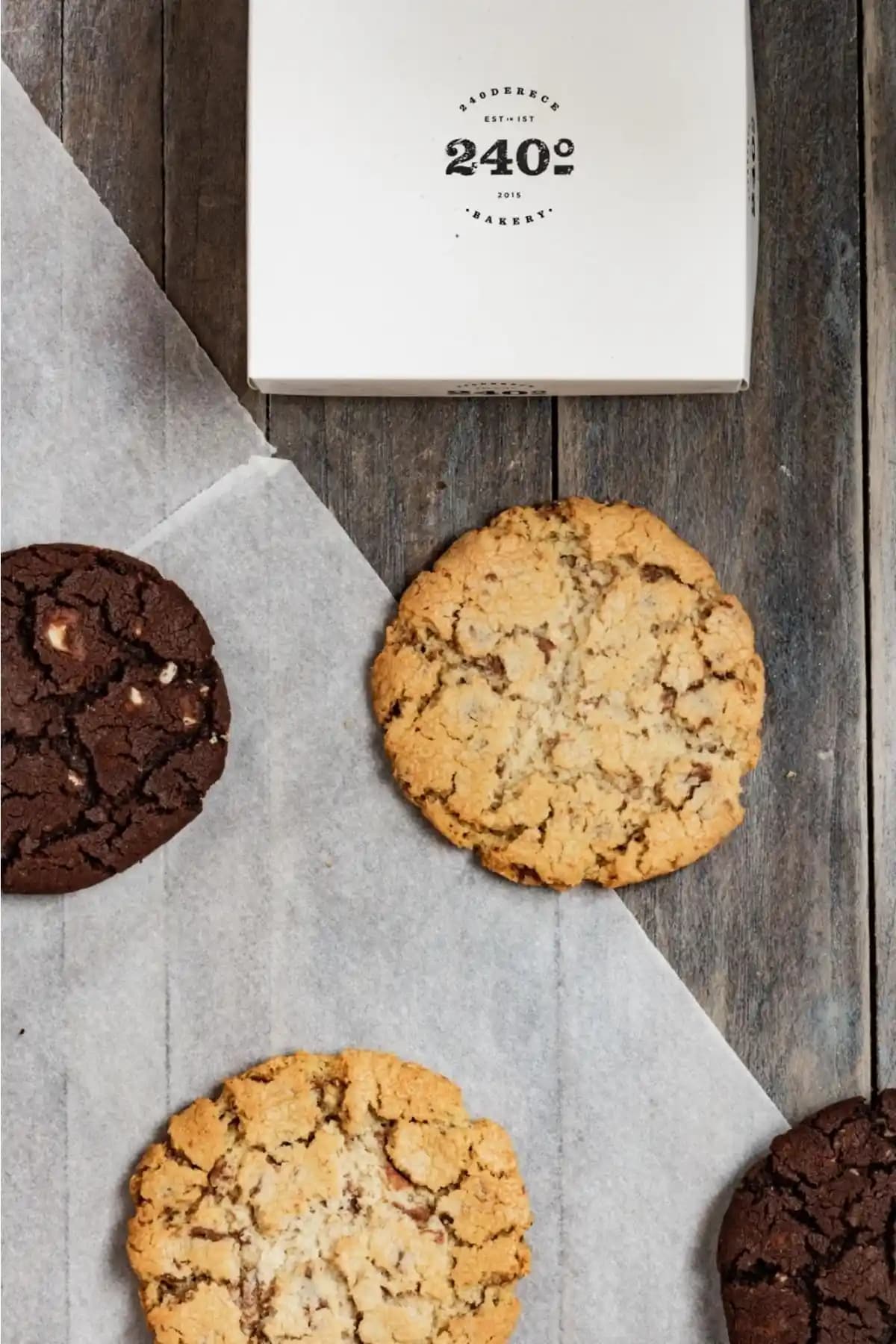 240 Derece Çikolatalı Kurabiye: Lezzet ve Kalitenin Birleşimi