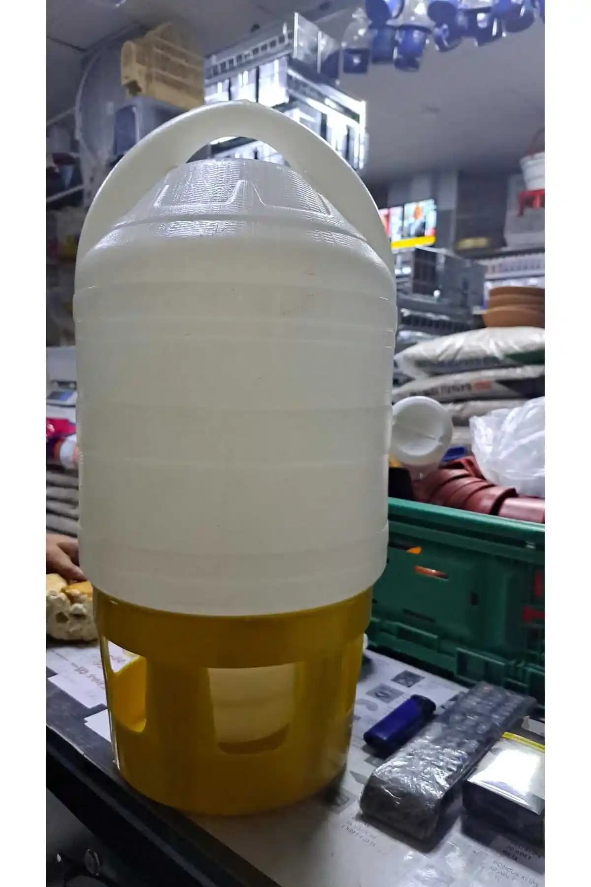 Devavit Güvercin Suluğu 10 Litre Dayanıklı ve Pratik Kuş Besleyici Çözüm