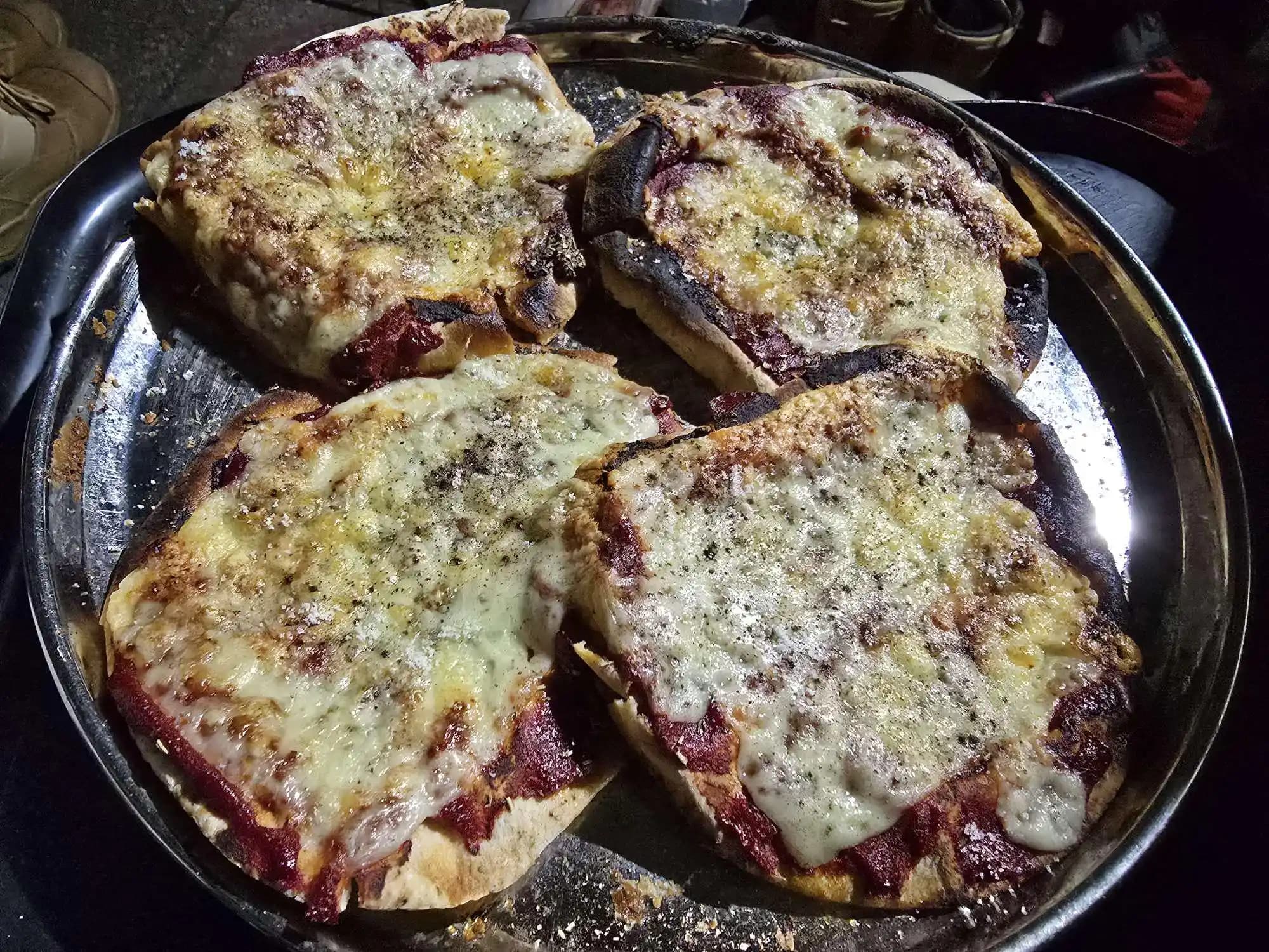 Ekonomik ve Pratik Mini Pizzalar: Tam Buğday Pita ile Uygun Maliyetli Tarif