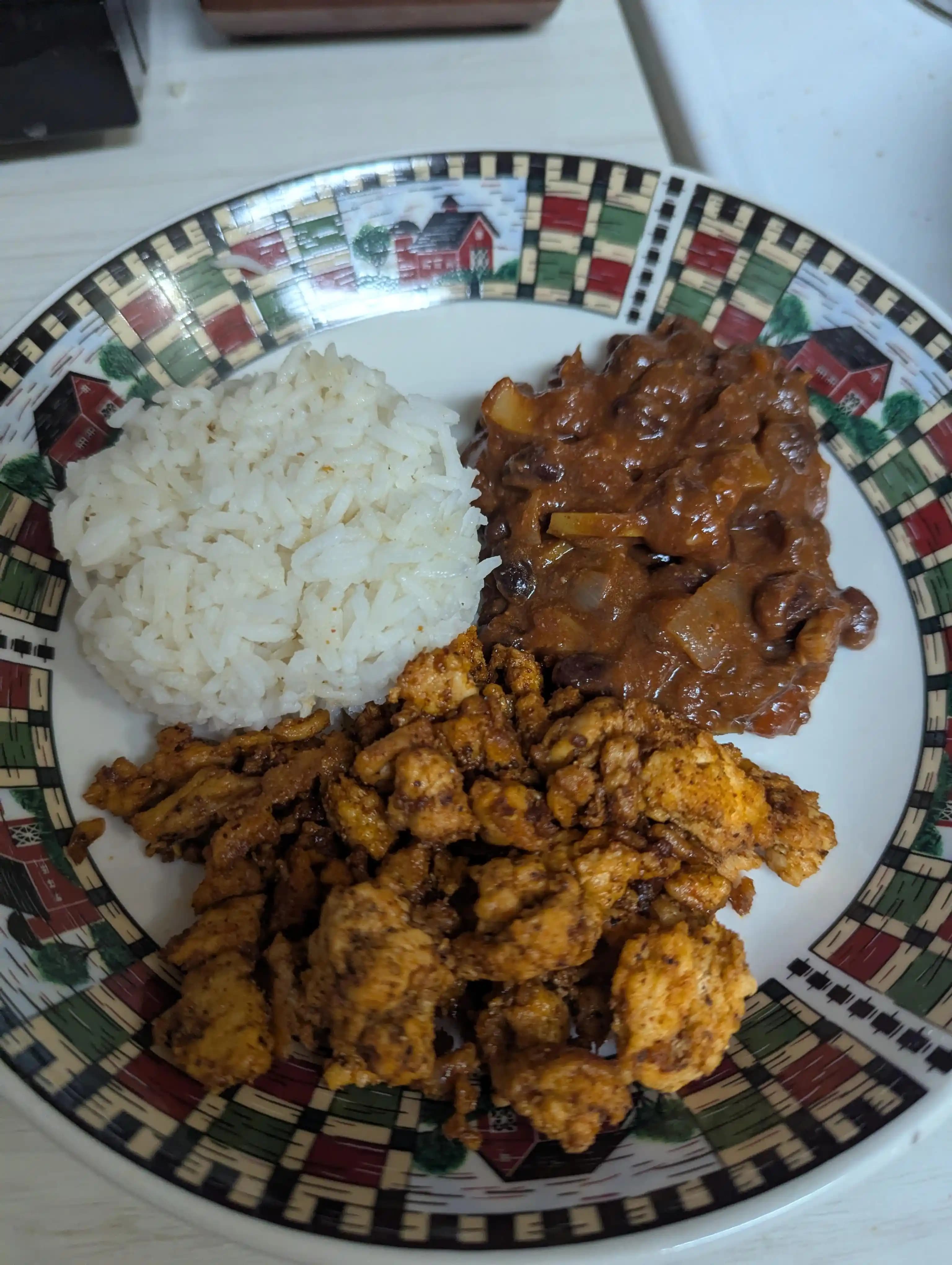 Kıyma Tavuk, Pirinç ve Fasulye ile Ekonomik ve Besleyici Yemek Hazırlama Yöntemleri