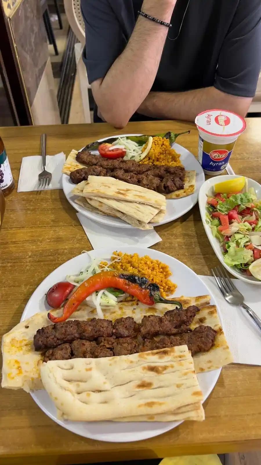 Otelde Uygun Fiyatlı ve Pratik Yemek Hazırlama Yöntemleri ve Beslenme Planları