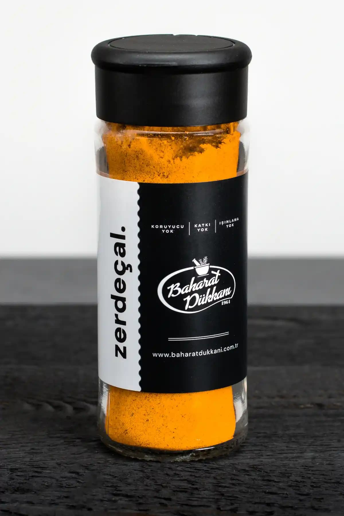 Zerdeçal Toz 60g - Doğal ve Güçlü Aromasıyla Mutfaklarınızın Vazgeçilmezi