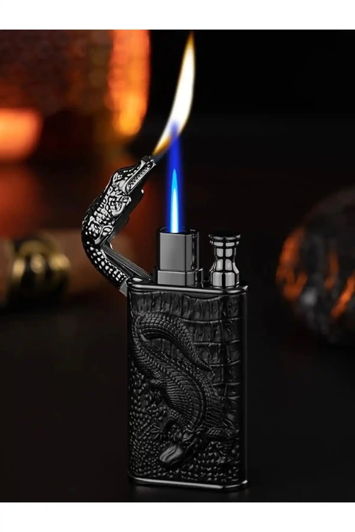 AVİPOLES Kabartmalı Timsah Desenli Siyah Metal Çakmak: Şıklık ve Dayanıklılık İçin