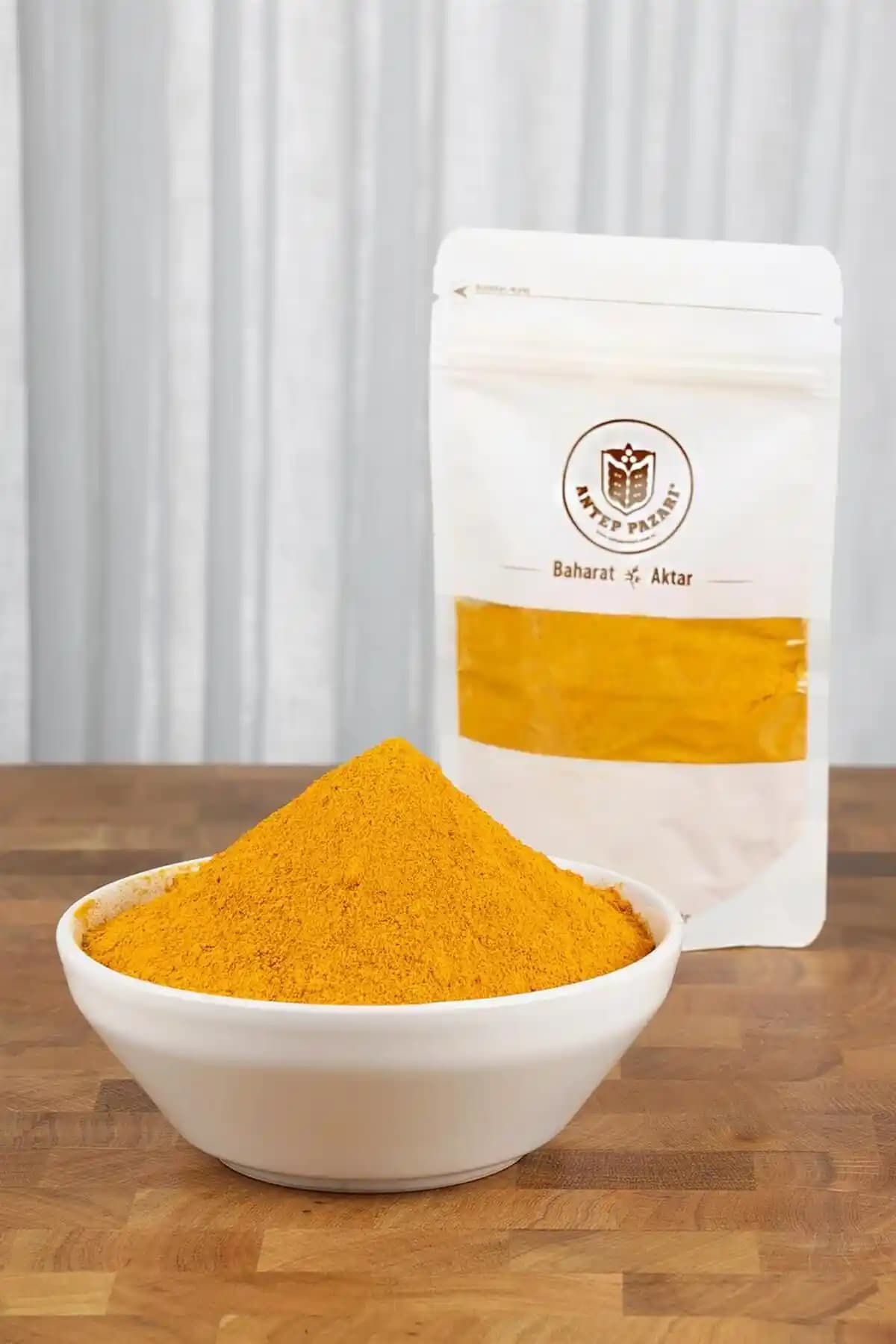 Doğal Zerdeçal Tozu ile Yemeklerinize Renk ve Aroma Katın: Pratik 80 g Kolay Paket