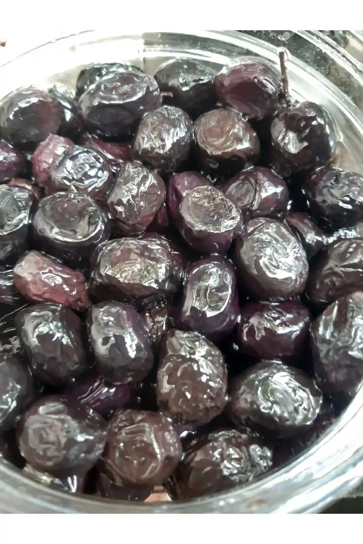 Ertürk Zeytinleri Süper: Taş Baskı ve Doğal Fermentasyonla Az Tuzlu Gemlik Zeytini 3 Kg