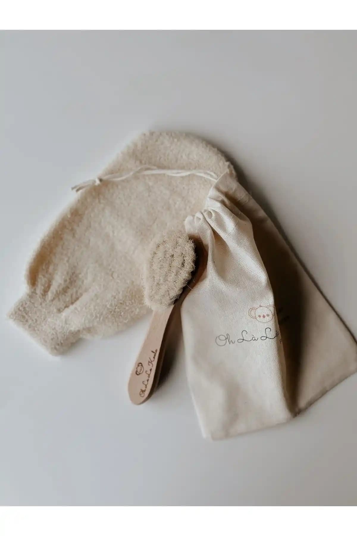 OhlalaKoala Doğal Keçi Kılı Ahşap Bebek Fırçası ve Pamuk Bebek Banyo Kesesi Seti