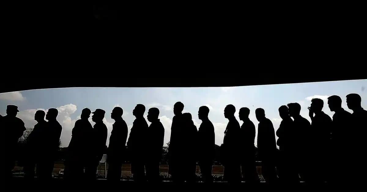 Dikenli Meyveler: Sağlıklı ve Lezzetli Doğal Meyve Seçenekleri ve Güvenlik İpuçları