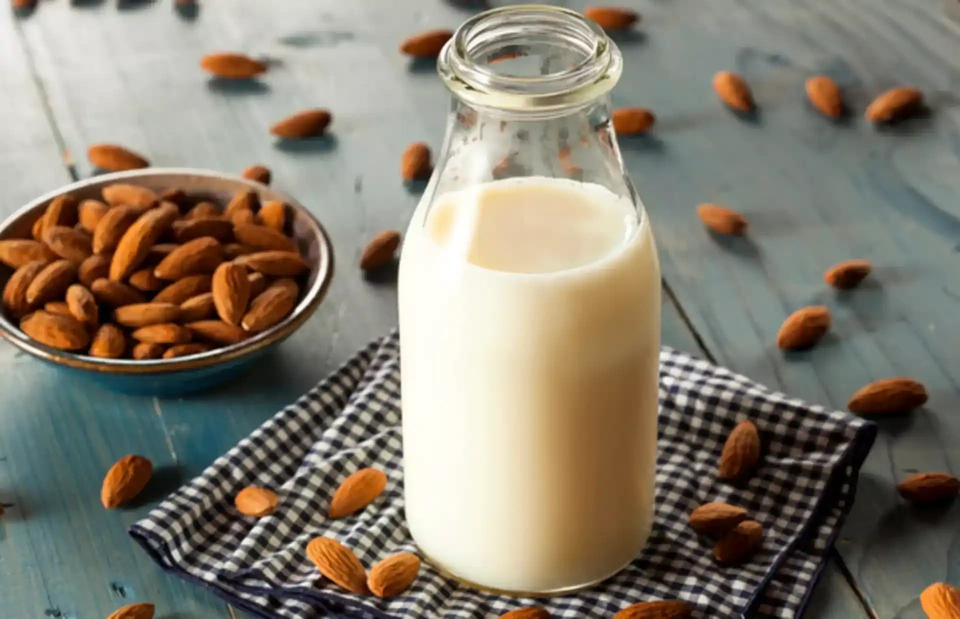 En İyi Badem Sütü Seçenekleri ve Kullanım Rehberi Sağlıklı ve Doğal İçeriklerle