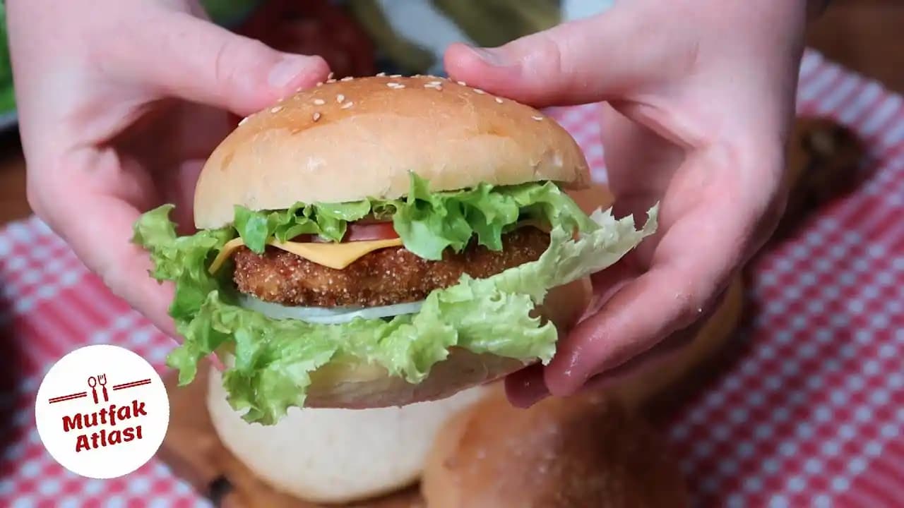 Evde Tavuk Burger Köftesi Yapımı için Adım Adım Rehber ve İpuçları
